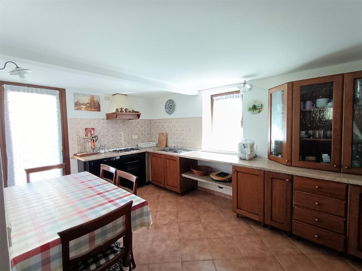 IseoLakeRental - Chalet Giulia Sovere Bagian luar foto