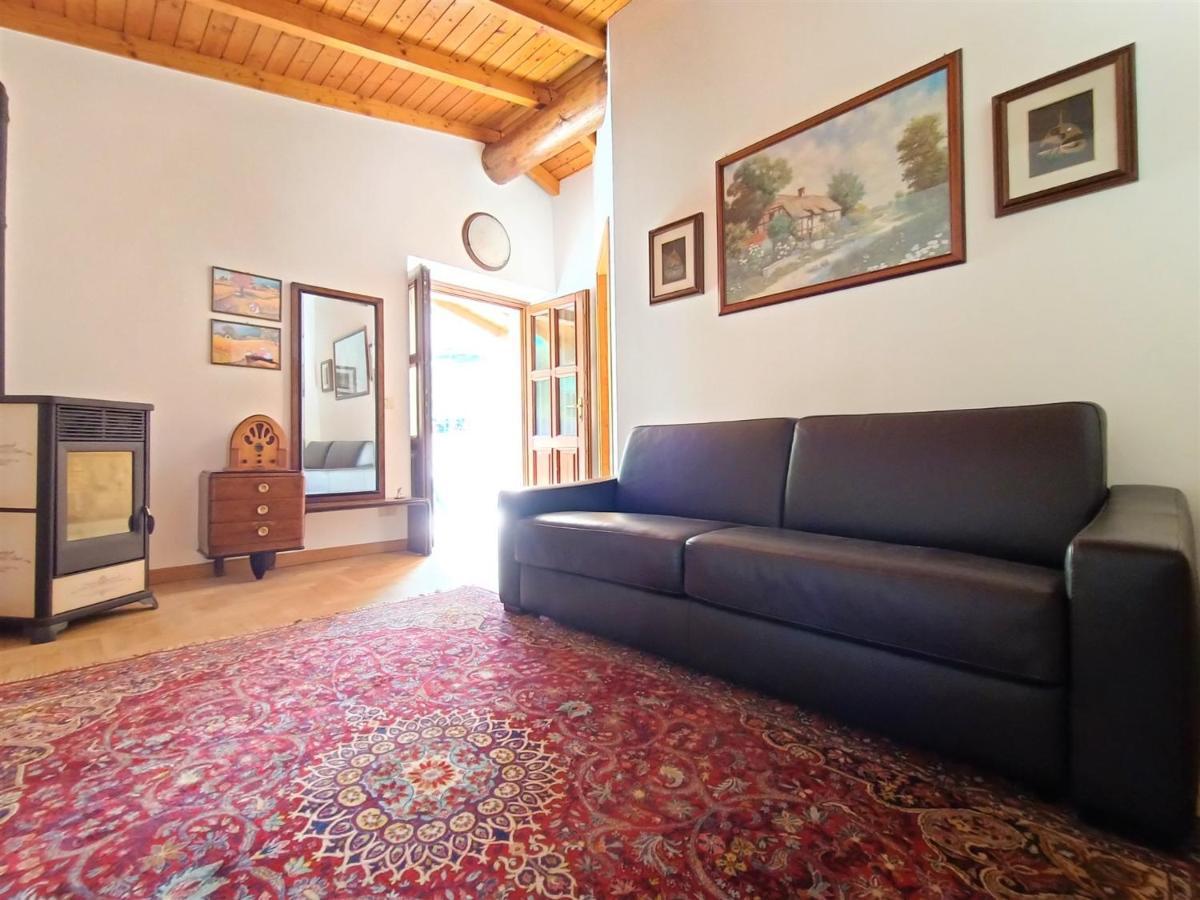 IseoLakeRental - Chalet Giulia Sovere Bagian luar foto