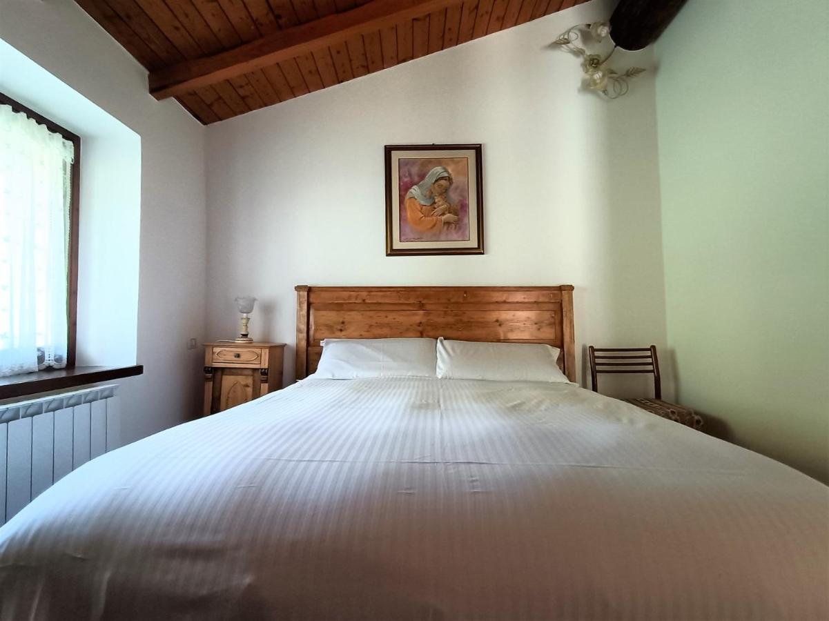 IseoLakeRental - Chalet Giulia Sovere Bagian luar foto