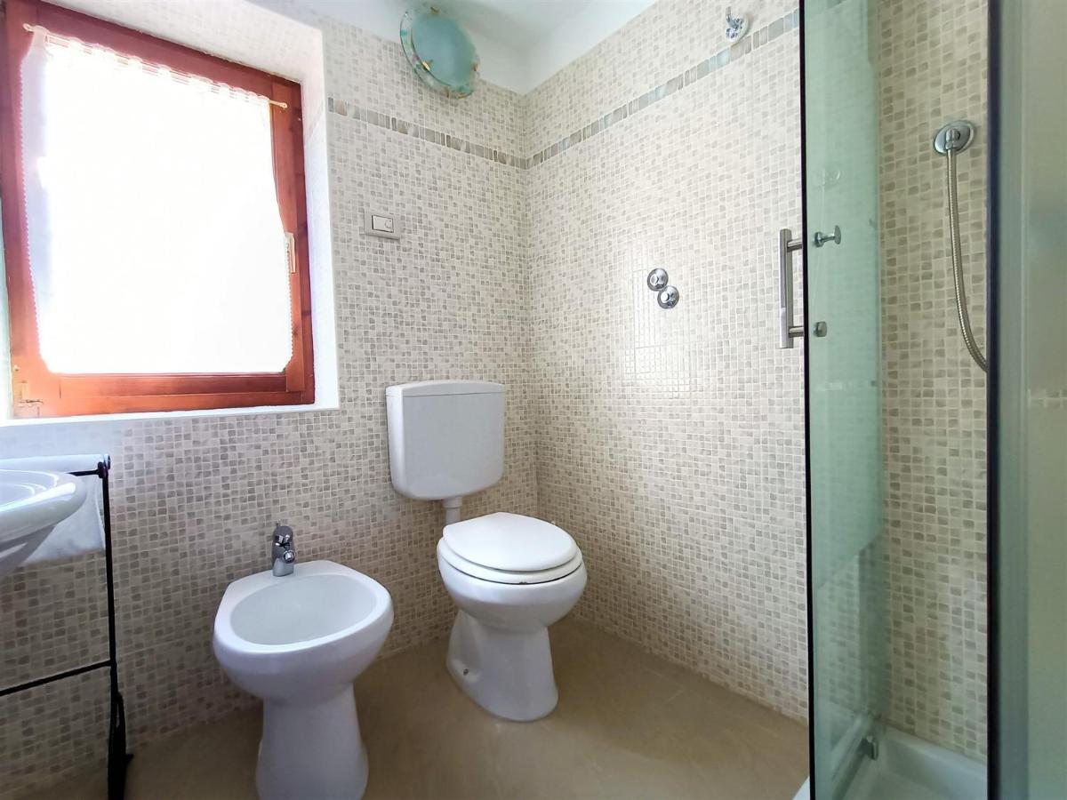 IseoLakeRental - Chalet Giulia Sovere Bagian luar foto